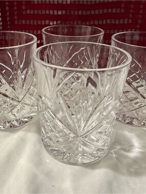 Godinger Clear Acrylic shatterproof Dublin Whiskey glasses - Set of 4
